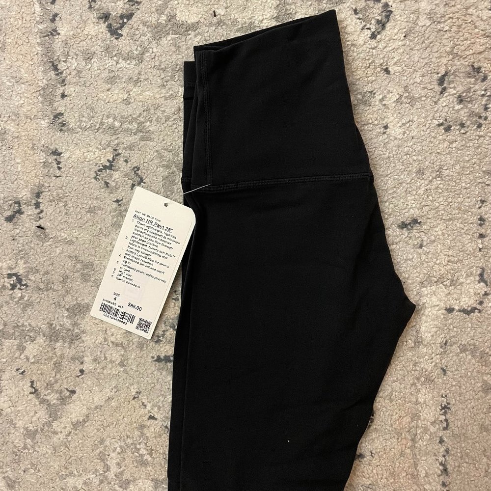 NEW Lululemon Align HR Pant 28" Black - Size 4